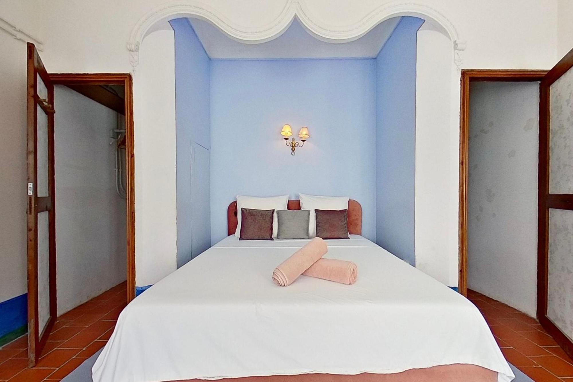 Bed and Breakfast Les 2 Droles D'Oiseaux Luc-sur-Orbieu Екстер'єр фото