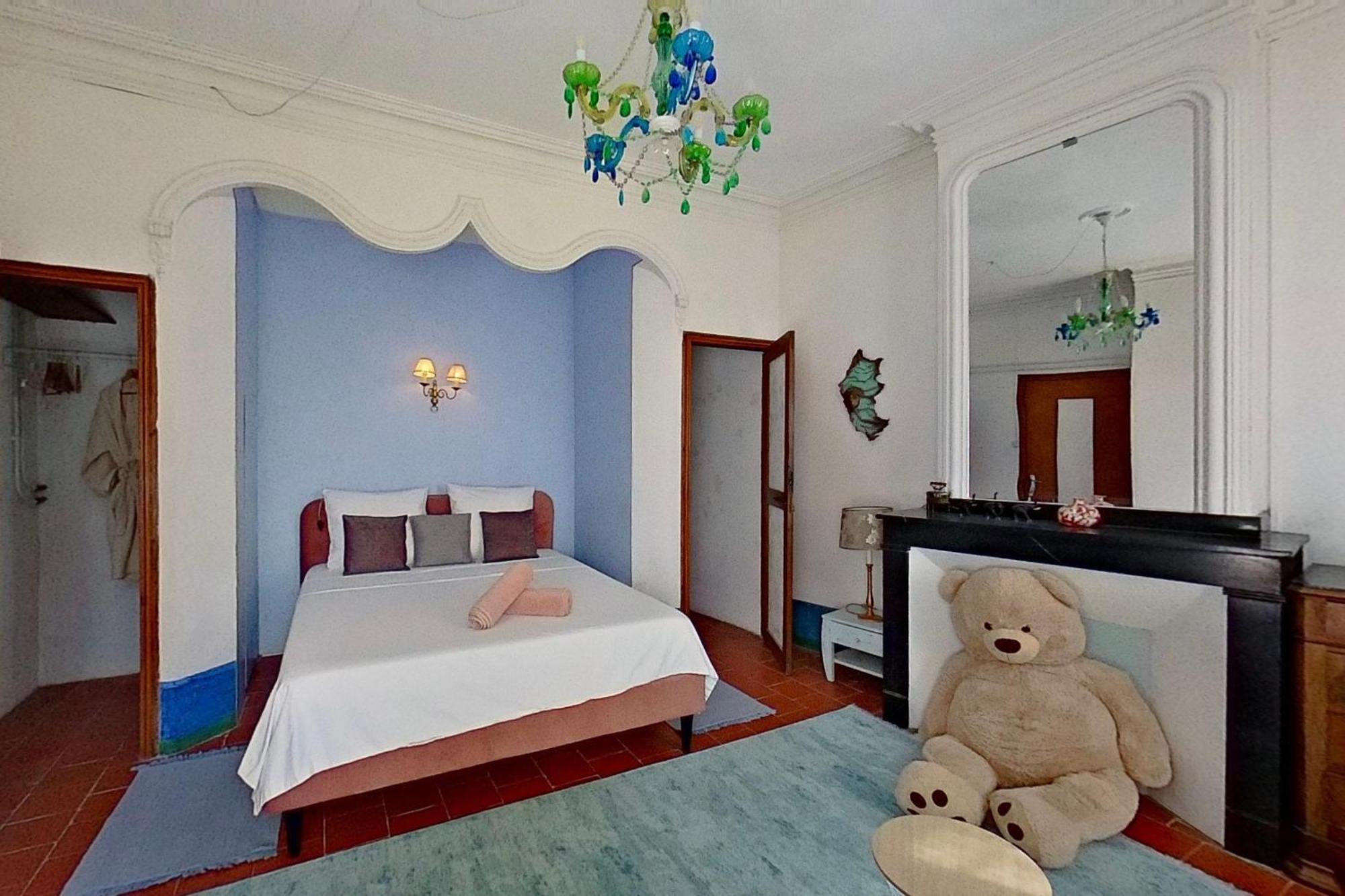 Bed and Breakfast Les 2 Droles D'Oiseaux Luc-sur-Orbieu Екстер'єр фото