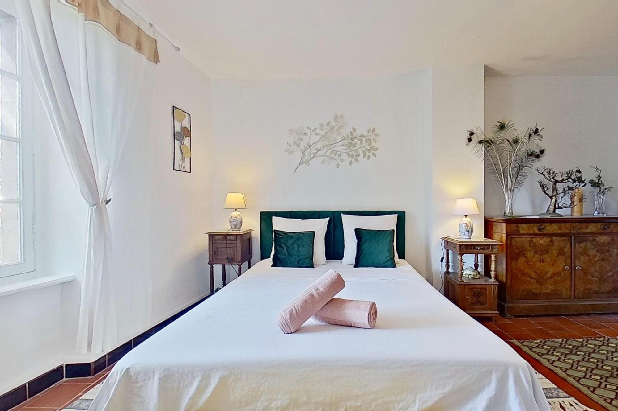 Bed and Breakfast Les 2 Droles D'Oiseaux Luc-sur-Orbieu Екстер'єр фото
